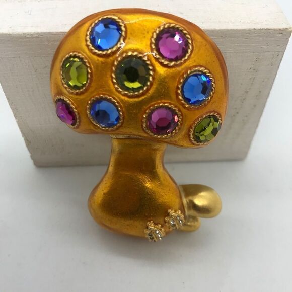 Enamel Mushroom Ladybug Brooch Vintage 1990s - Picture 10 of 17